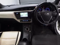 Toyota AURIS лот № 10316 оценка 3.5  с аукциона в Японии 4