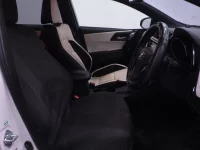 Toyota AURIS лот № 10316 оценка 3.5  с аукциона в Японии 5