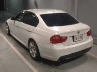 BMW 3-Series лот № 8222 оценка 4  с аукциона в Японии 1