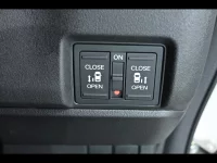 Honda N BOX лот № 20158 оценка 6  с аукциона в Японии 9