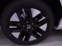 Honda STEP WAGON лот № 10358 оценка 5  с аукциона в Японии 8