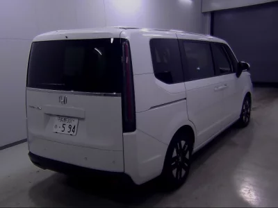 Honda STEP WAGON  с аукциона в Японии