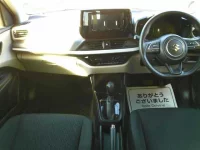 Suzuki SWIFT лот № 253 оценка R  с аукциона в Японии 7