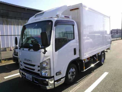 Isuzu ELF  с аукциона в Японии