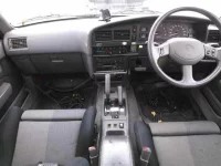 Toyota HILUX SURF лот № 243 оценка 3.5  с аукциона в Японии 7