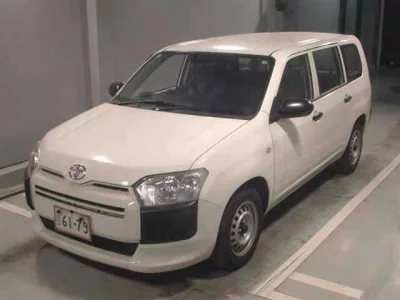 Toyota PROBOX  с аукциона в Японии