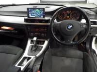 BMW 3-Series лот № 19018 оценка 3  с аукциона в Японии 4