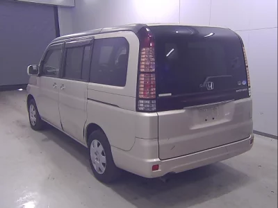 Honda STEP WAGON  с аукциона в Японии