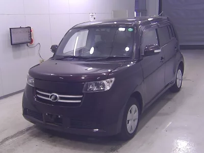 Toyota BB  с аукциона в Японии