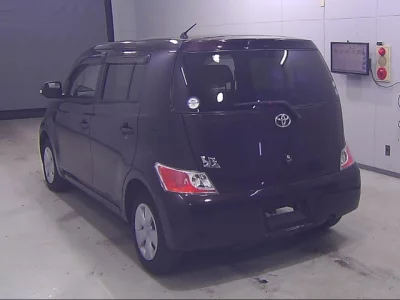 Toyota BB  с аукциона в Японии