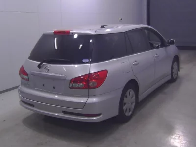 Nissan WINGROAD  с аукциона в Японии