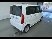 Honda N BOX лот № 20307 оценка 3.5  с аукциона в Японии 2