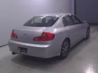 Nissan SKYLINE лот № 19160 оценка 3.5  с аукциона в Японии 2