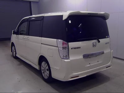 Honda STEP WAGON