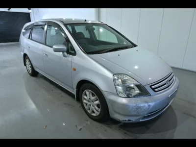 Honda STREAM  с аукциона в Японии