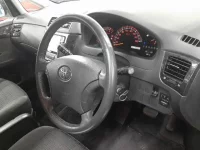 Toyota IPSUM лот № 10002 оценка 4  с аукциона в Японии 6