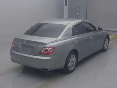 Toyota MARK X  с аукциона в Японии