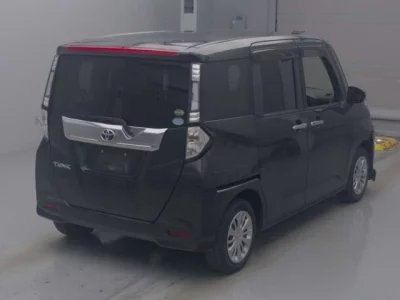 Toyota TANK  с аукциона в Японии