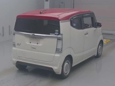 Honda N BOX SLASH
