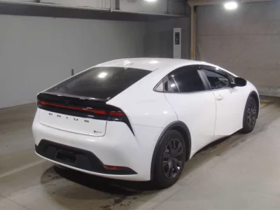 Toyota Prius  с аукциона в Японии