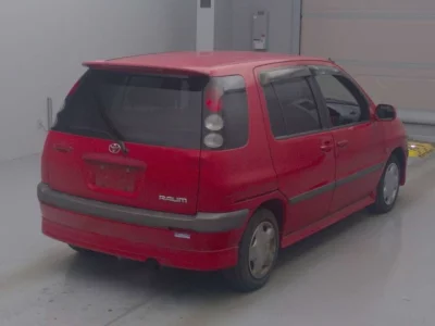 Toyota RAUM  с аукциона в Японии