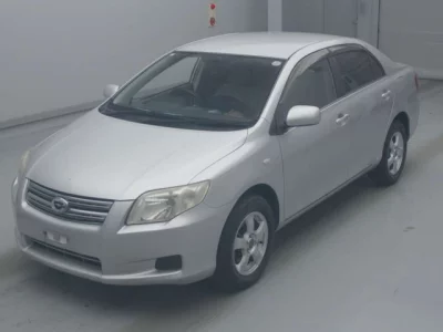 Toyota COROLLA AXIO  с аукциона в Японии