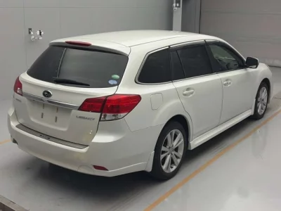 Subaru LEGACY  с аукциона в Японии