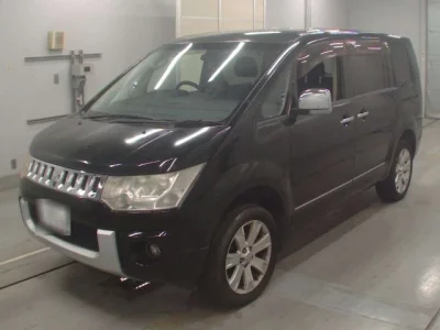 Mitsubishi DELICA D5