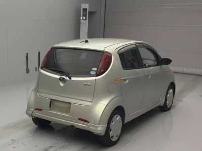 Subaru R2  с аукциона в Японии