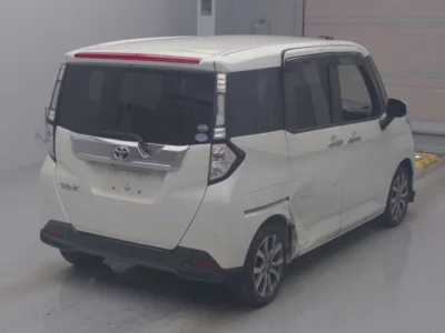 Toyota TANK  с аукциона в Японии