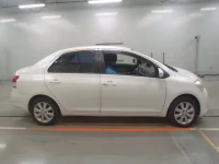 Toyota BELTA лот № 10084 оценка 4.5  с аукциона в Японии 2