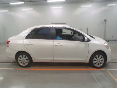 Toyota BELTA