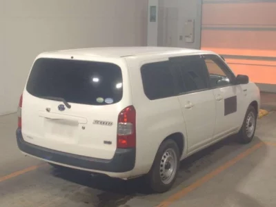 Toyota SUCCEED  с аукциона в Японии