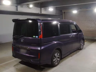 Honda STEP WAGON  с аукциона в Японии