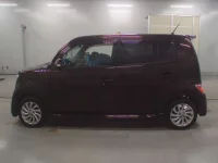 Toyota BB лот № 10106 оценка R  с аукциона в Японии 3