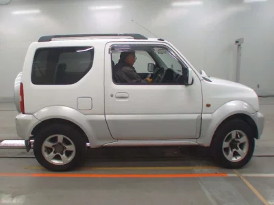 Suzuki JIMNY SIERRA  с аукциона в Японии