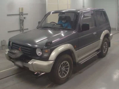 Mitsubishi PAJERO