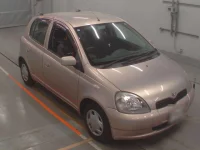 Toyota VITZ лот № 10140 оценка 3.5  с аукциона в Японии 4