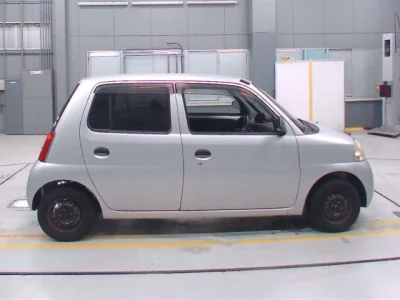 Daihatsu Esse