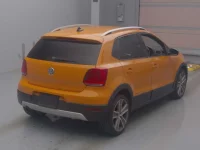 Volkswagen CROSS POLO лот № 4240 оценка 4  с аукциона в Японии 1