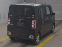 Toyota PIXIS MEGA лот № 3031 оценка 3.5  с аукциона в Японии 1