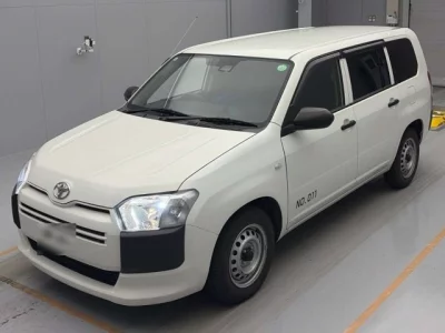Toyota PROBOX  с аукциона в Японии