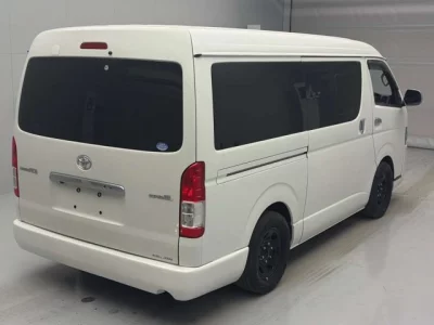 Toyota REGIUS ACE VAN  с аукциона в Японии
