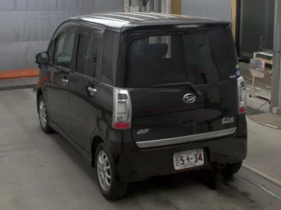 Daihatsu TANTO EXE