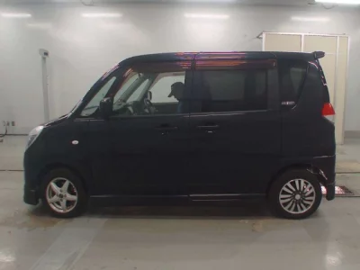 Mitsubishi DELICA D2