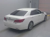 Toyota CROWN лот № 151 оценка 3.5  с аукциона в Японии 1