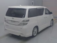 Toyota VELLFIRE лот № 157 оценка 4  с аукциона в Японии 1