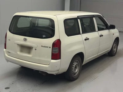 Toyota PROBOX  с аукциона в Японии