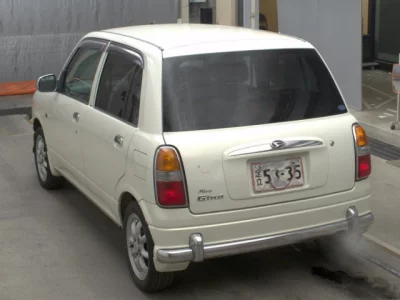 Daihatsu MIRA
