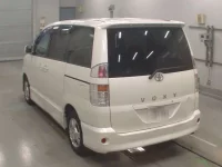 Toyota VOXY лот № 10216 оценка RA  с аукциона в Японии 5